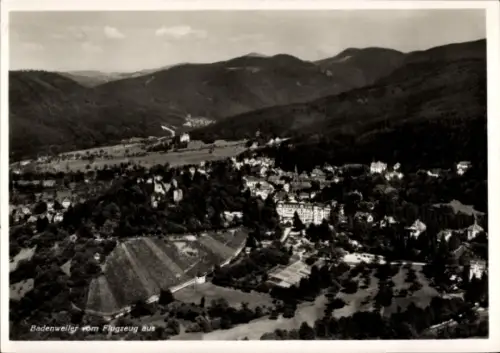 Ak Badenweiler im Schwarzwald, Fliegeraufnahme