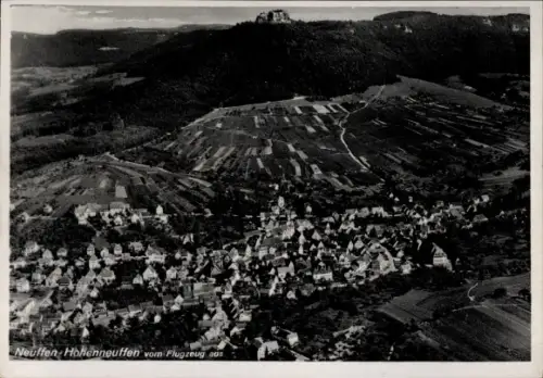 Ak Neuffen in Württemberg, Burg Hohenneuffen, Fliegeraufnahme