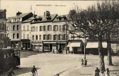 Ak Montivilliers Seine Maritime, Place Carnot