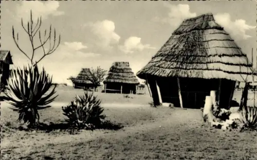 Ak Windhoek Windhuk Namibia Deutsch Südwestafrika, afrikanisches Dorf mit strohgedeckten Hütten