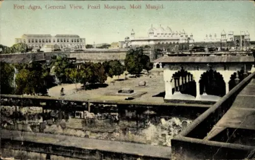 Ak Agra Indien, Befestigte Mauern, weiße Moschee mit mehreren Kuppeln, Bäume/Garten, offener Pavi