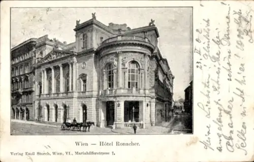 Ak Wien 1 Innere Stadt, Mehrgeschossiges Gebäude mit rundem Eckrisalit, Säulen, Figuren, Pferdeku