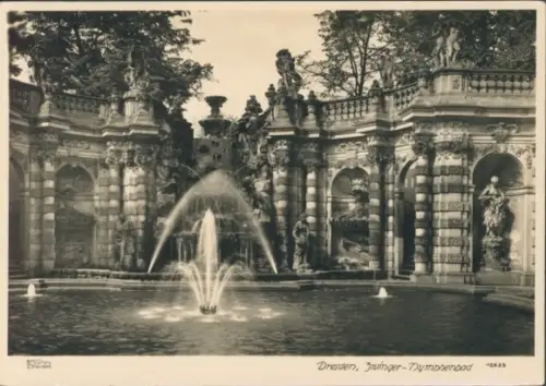 Ak Dresden Altstadt, Königlicher Zwinger, Nymphenbad