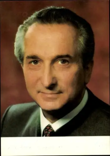 Foto Bayerischer Staatsminister für Ernährung, Landwirtschaft und Forsten