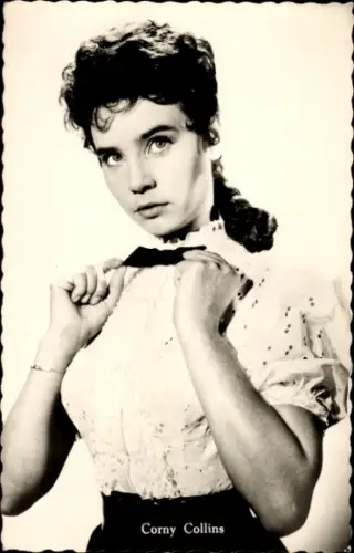 Ak Schauspielerin Corny Collins, Portrait