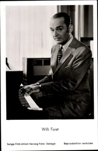 Ak Schauspieler Willi Forst, Portrait