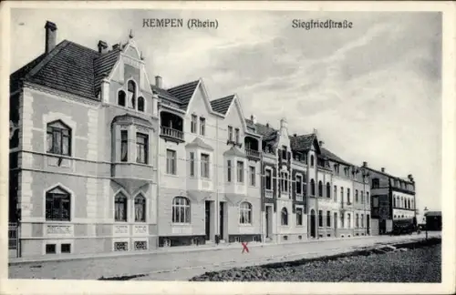 Ak Kempen am Niederrhein,  Siegfriedstraße, Häuserzeile