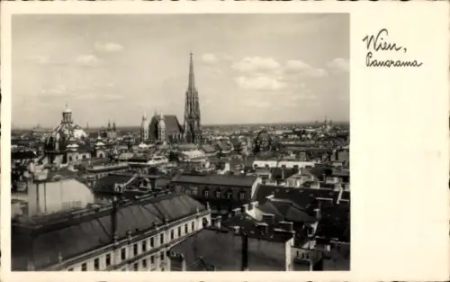 Ak Wien 1 Innere Stadt, Panoramablick mit hohem Domturm, viele Dachansichten, handschriftlicher S
