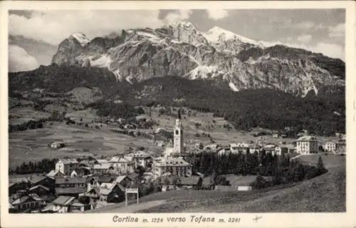 Ak Cortina d'Ampezzo Veneto, Gesamtansicht, Tofana