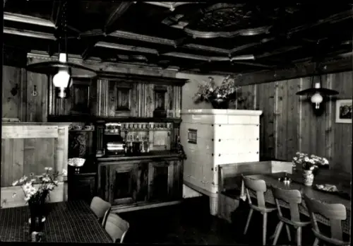 Ak Fläsch Kanton Graubünden, Gasthaus Adler, Innenansicht