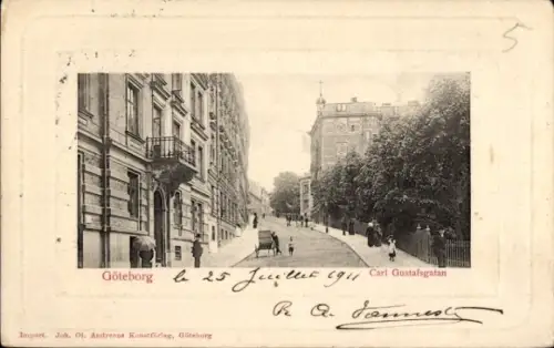 Ak Göteborg Schweden,  Carl Gustafsgatan, Pferd auf der Straße, Menschen, 25. Juli 1911