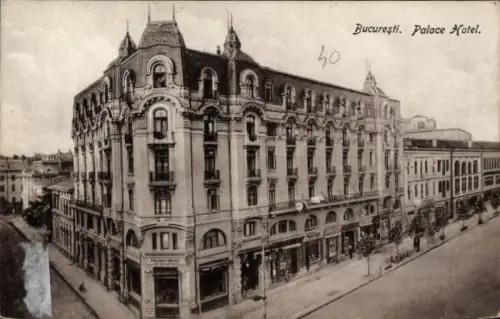 Ak București Bukarest Rumänien, Palace Hotel, Gebäude, Straßenansicht, Schwarz-Weiß-Foto