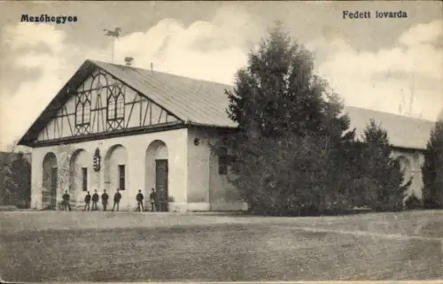 Ak Mezőhegyes Ungarn, Fedett lovarda