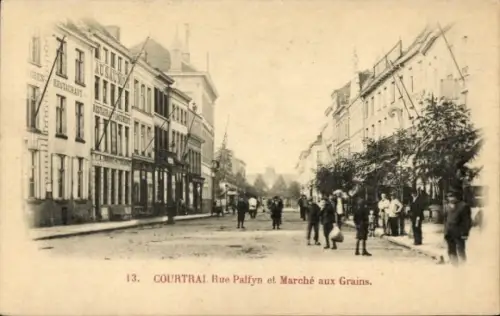 Ak Kortrijk Courtrai Westflandern, Straße mit Menschen, Geschäfte, Fahnen,  Rue Palfyn, Markt