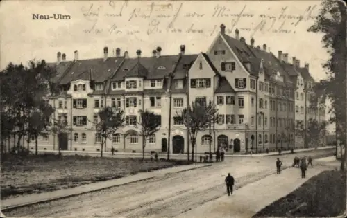 Ak Neu-Ulm in Schwaben, Straßenpartie