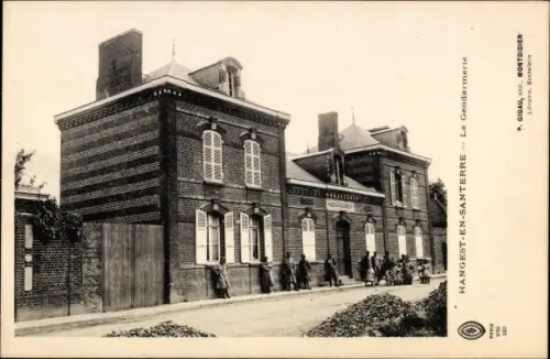 Ak Hangest en Santerre Somme, La Gendarmerie