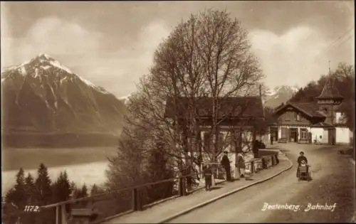 Ak Beatenberg Kanton Bern, Bahnhof, Außenansicht