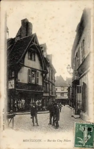 Ak Montlucon Allier, Rue des Cinq Piliers