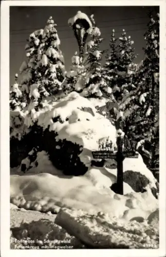 Ak Todtmoos im Schwarzwald, Felsenkreuz mit Wegweiser