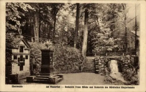 Ak Eberswalde in der Mark, Denkstein Franz Mücke und Denkstein des Märkischen Sängerbundes