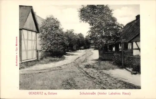Ak Ostseebad Ückeritz auf Usedom, Schulstraße, hinter Labahns Haus