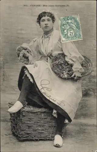 Ak Les Sables d'Olonne Vendée, Nos jolies Sablaises