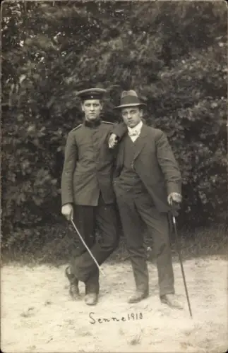 Foto Ak Schloss Neuhaus Paderborn in Westfalen, Sennelager, Truppenübungsplatz, Deutscher Soldat