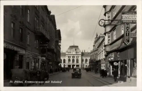 Ak Sankt Pölten in Niederösterreich, Kremserstraße, Bahnhof, Geschäft Reiss, Hotel