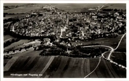 Ak Nördlingen im Nördlinger Ries Schwaben, Fliegeraufnahme