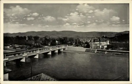 Ak Piešťany Pistyan Pistian Pöstyen Slowakei, Brückenkolonnade mit Thermia Palace Hotel