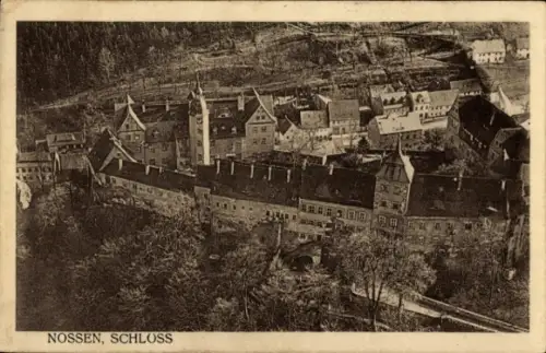 Ak Nossen in Sachsen, Luftbild vom Schloss