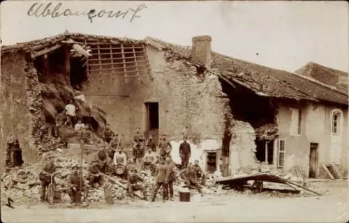 Foto Ak Abaucourt Meurthe et Moselle, Kriegszerstörungen, I. WK