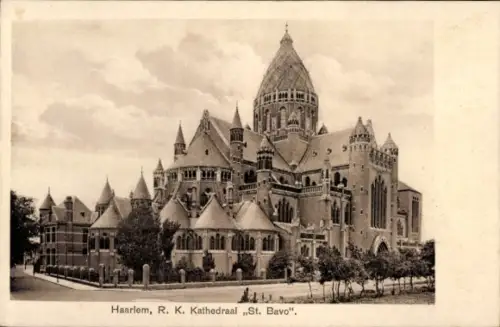 Ak Haarlem Nordholland Niederlande,  R. K. Kathedraal, St. Bavo