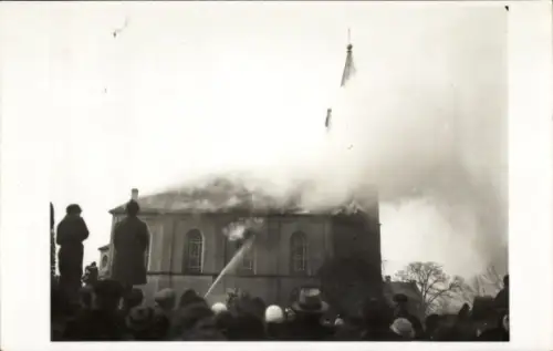 Foto Ak Callenberg in Sachsen, Brand der Kirche