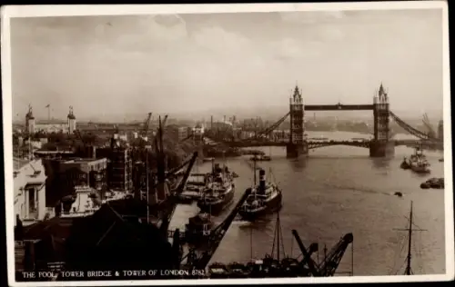 Ak London City England, Tower Bridge, The Pool, Tower of London