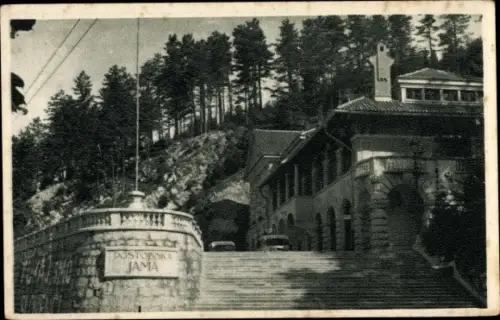 Ak Postojna Postumia Adelsberg Slowenien, Postojnska Jama, Gebäude, Höhleneingang