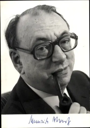 Ak Politiker Heinrich Albertz, Ehemaliger Regierender Bürgermeister von Berlin, Portrait, Autogramm