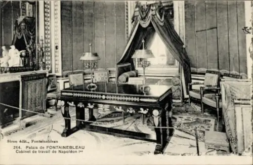 Ak Fontainebleau Seine et Marne, Schloss, Napoleons Arbeitszimmer