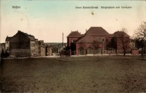 Ak Nossen in Sachsen, Obere Bahnhofstraße, Bürgerschule und Turnhalle