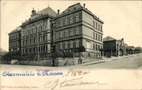 Ak Nossen Landkreis Meißen, Stadt Schule, Straßenansichten
