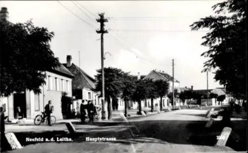 Ak Neufeld an der Leitha Eisenstadt im Burgenland, Hauptstraße