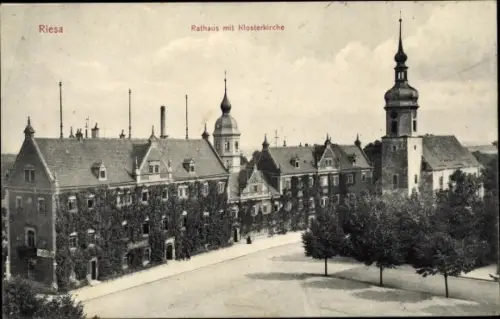 Ak Riesa an der Elbe Sachsen, Rathaus und Klosterkirche