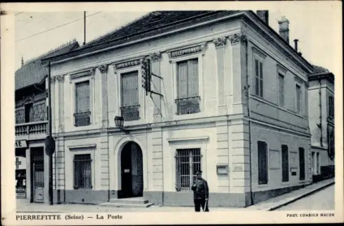 Ak Pierrefitte Seine Saint Denis, La Poste