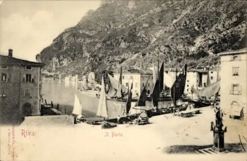 Ak Riva del Garda Trentino, Segelboote im Hafen