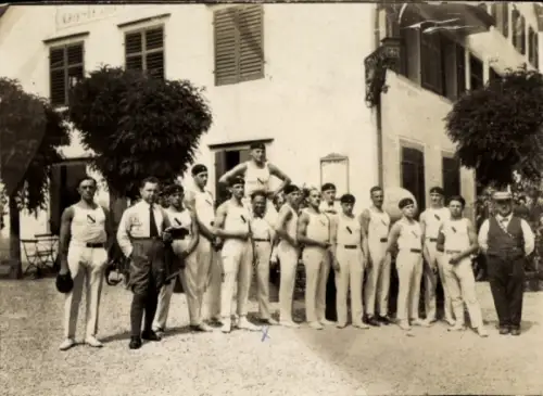 Foto Ak Emmenbruck Emmenbrücke Emmen Kanton Luzern, Turnerriege, Gruppenbild, 1928