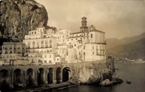 Foto Napoli Neapel Campania, Gesamtansicht, Viadukt