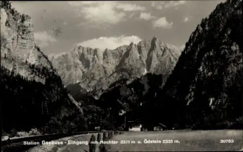 Ak Gstatterboden Weng im Gesäuse Steiermark, Bergkette mit schroffen Gipfeln, enge Talflanken, Wi