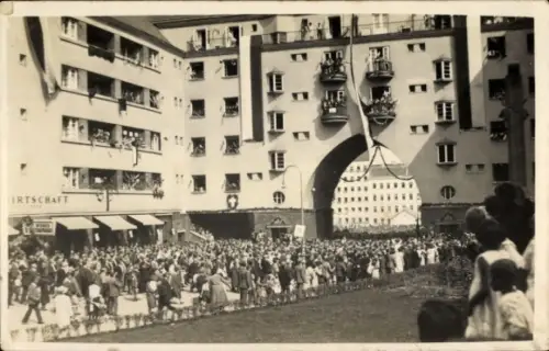 Foto Ak Wien, Fest, Menschenmenge