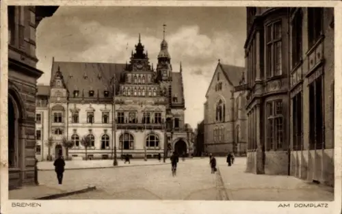 Ak Hansestadt Bremen, Partie am Domplatz, Passanten, Giebelhaus