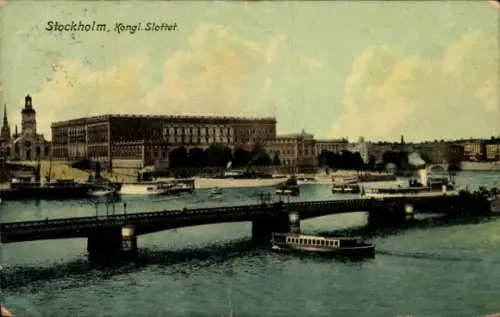 Ak Stockholm Schweden,  Kongl. Slottet, Brücke, Schiffe